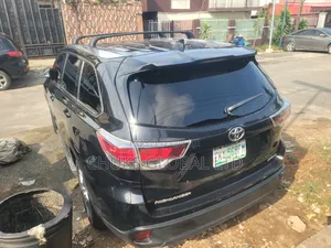 Toyota Highlander 2015 Black