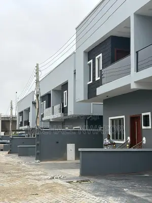 Furnished 4bdrm Duplex in Abigail'S Court, Berger for rent
