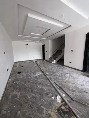 Furnished 4bdrm Duplex in Abigail'S Court, Berger for rent