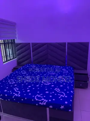 Bed-Stand.