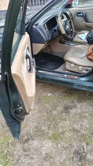 Nissan Primera Wagon 2001 Green