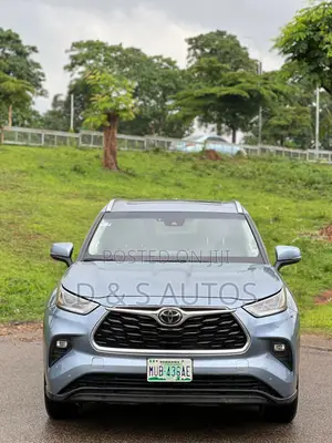 Toyota Highlander Limited AWD 2020 Blue