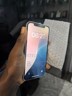 Apple iPhone 12 64 GB White