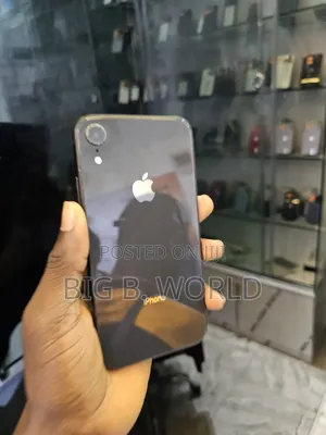 Apple iPhone XR 64 GB Black