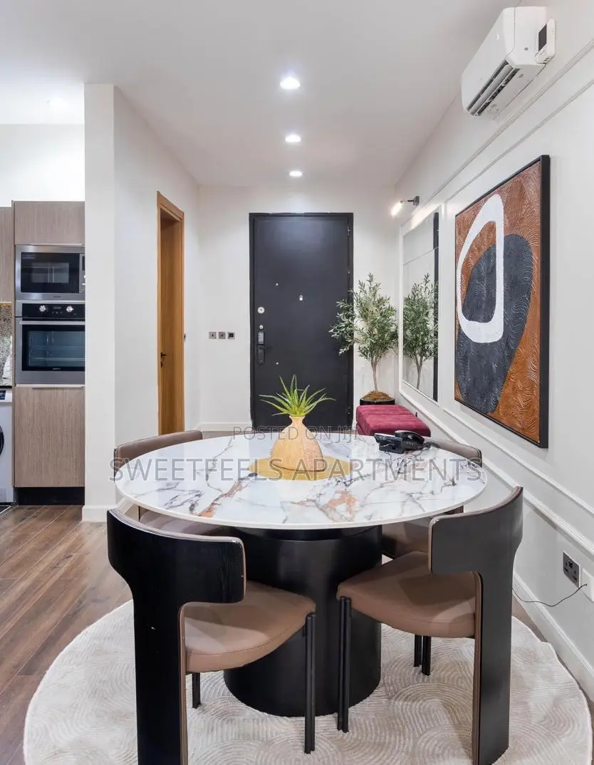 One Bedroom Open Plan Layout Available