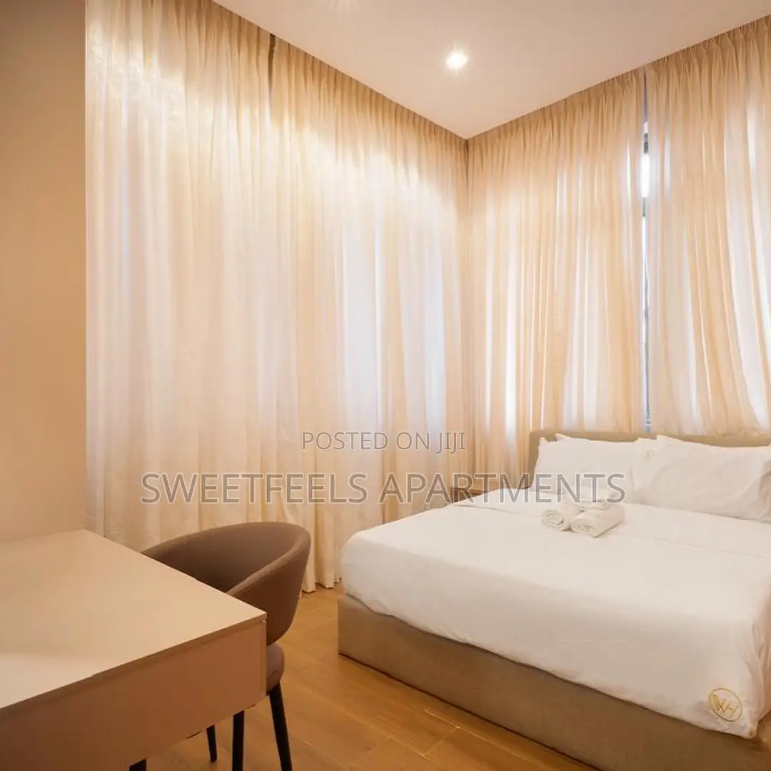 One Bedroom Open Plan Layout Available