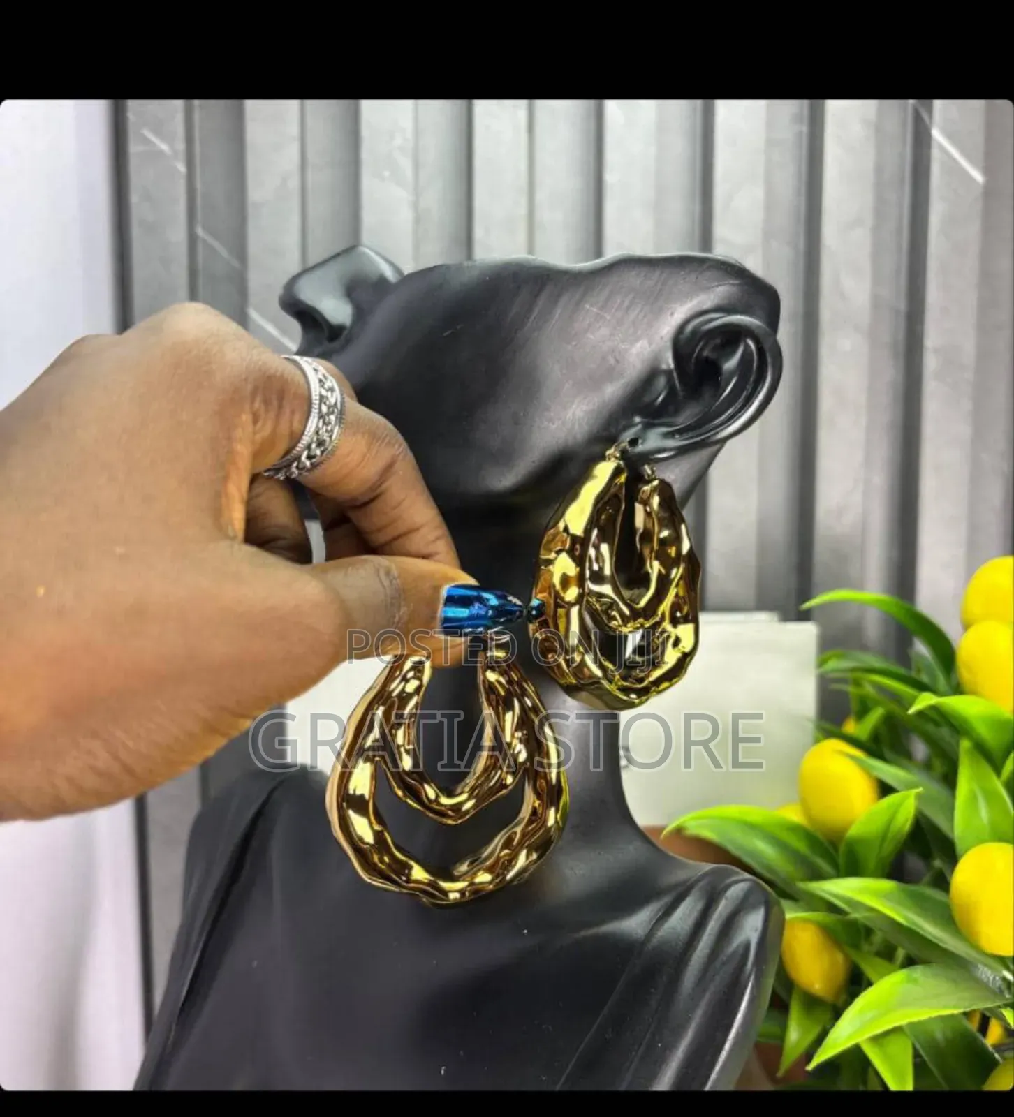 Statement Earring
