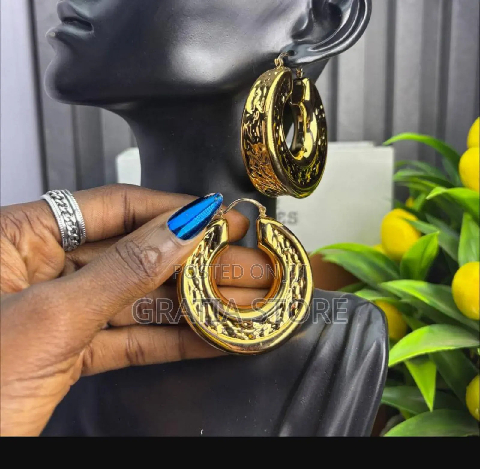Statement Earring