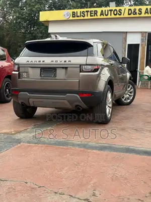 Land Rover Range Rover Velar 2017 Gold