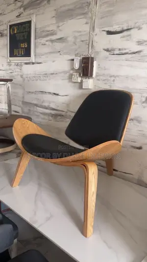 Modern Nordic Shell Shaped Lounge Chair