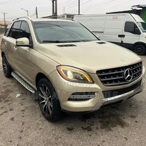 Mercedes-Benz M Class ML 350 4Matic 2012 Gold