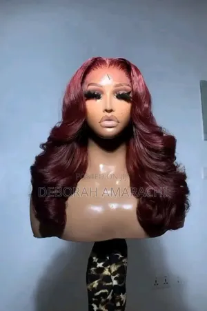 Debbys Hair Court