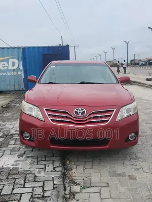 Toyota Camry 2011 Red