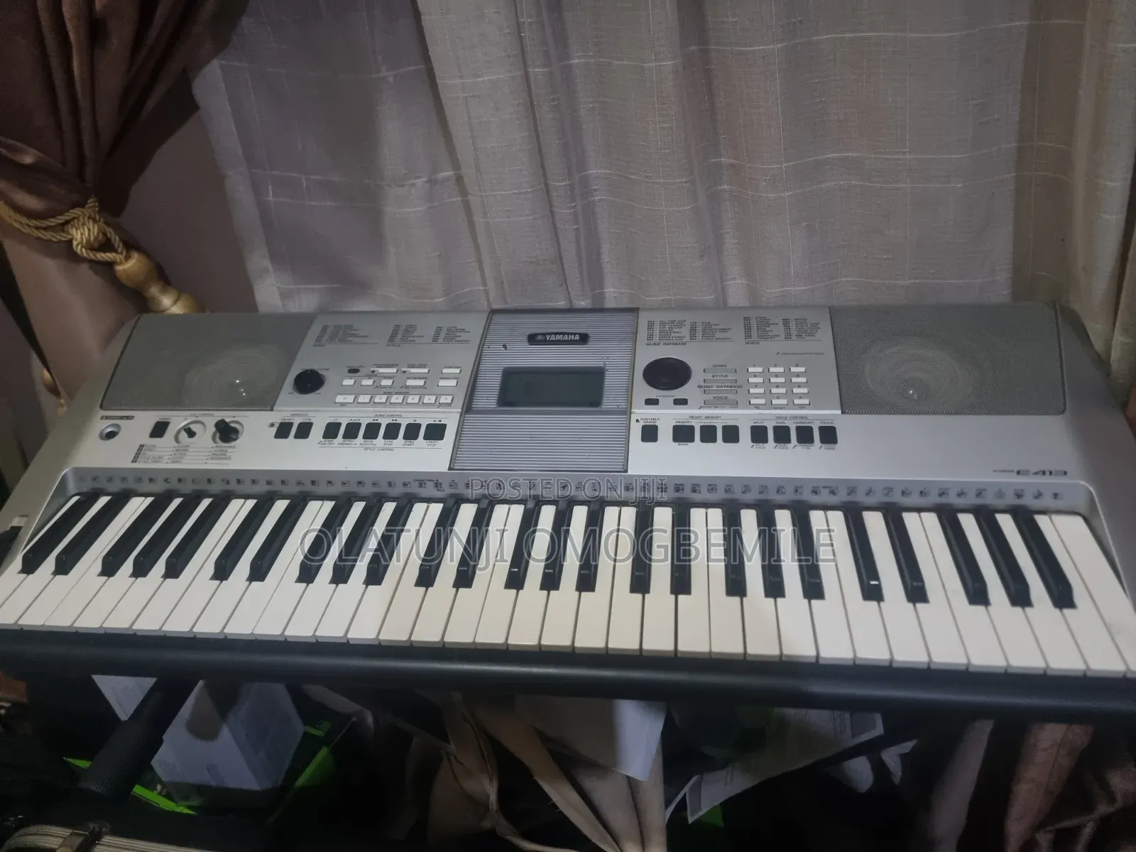 Yamaha Keyboard PSR E413