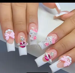 Fashionable Press on Nails