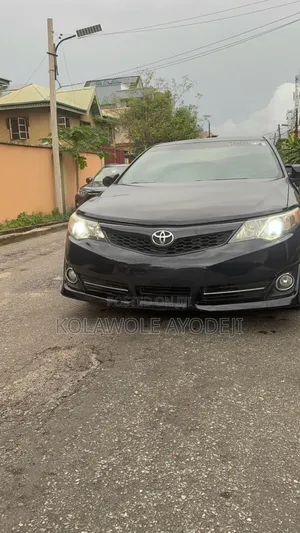 Toyota Camry SE Sport 4dr Sedan (2.5L 4cyl 6A) 2014 Black