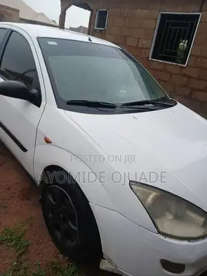 Ford Focus 2001 White