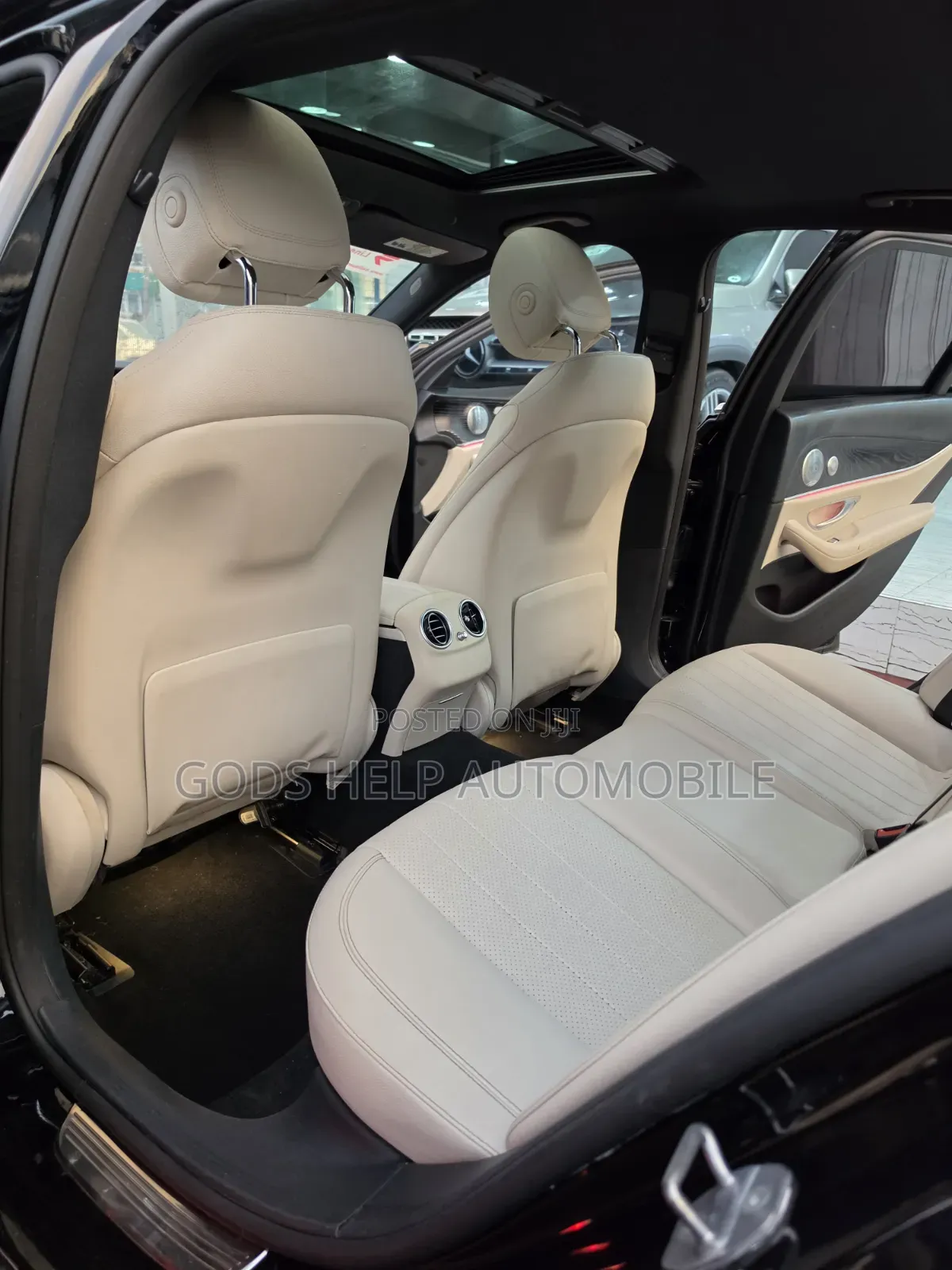 Mercedes-Benz E300 2017 Black