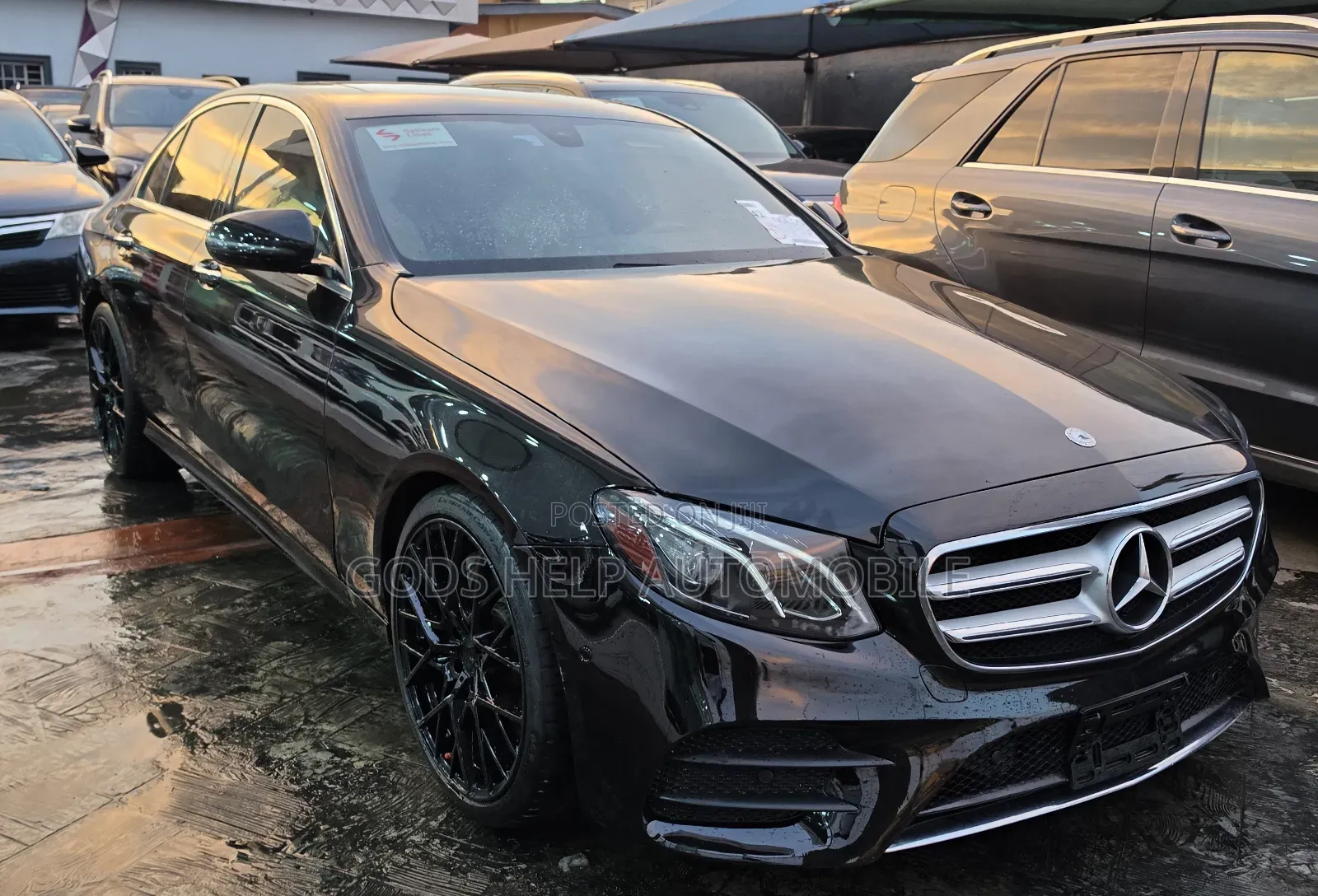 Mercedes-Benz E300 2017 Black