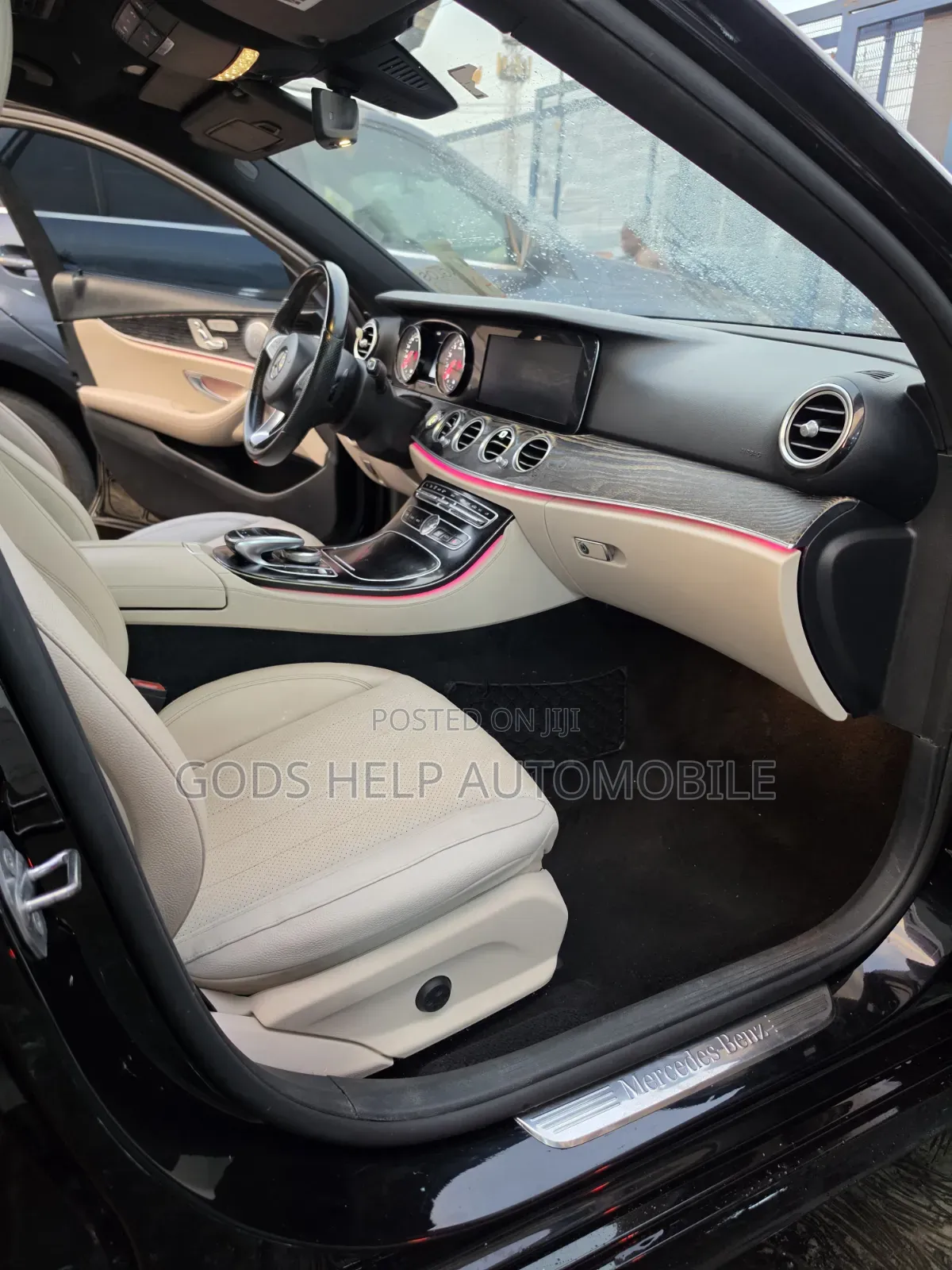 Mercedes-Benz E300 2017 Black