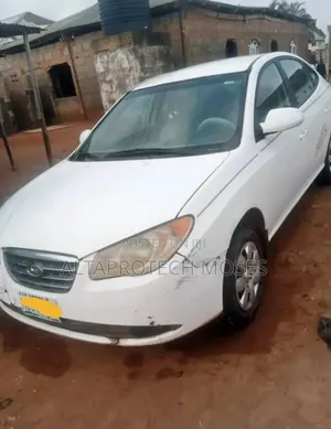 Hyundai Elantra 2008 White
