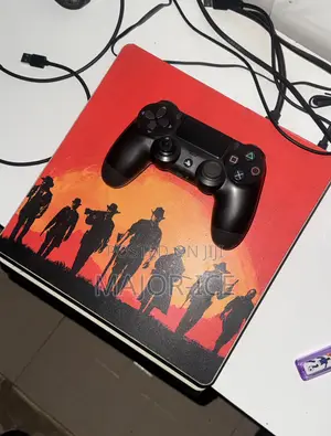 Play Station 4
