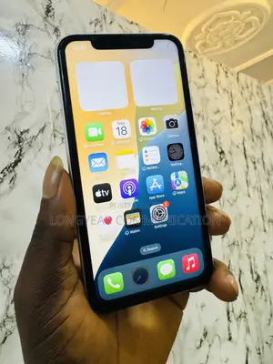 Apple iPhone XR 64 GB White
