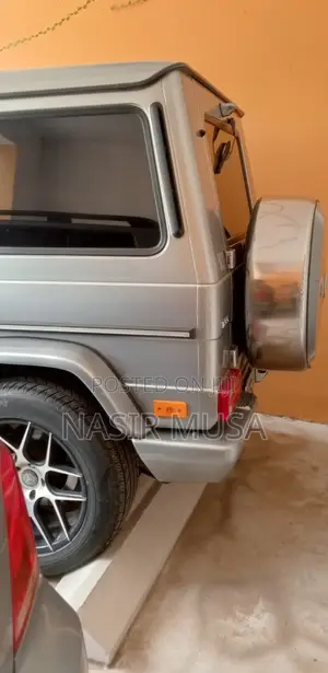 Mercedes-Benz G-Class 2010 Gray