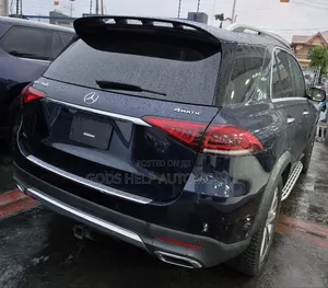 Mercedes-Benz GLE-Class 2021 Blue