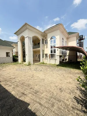 6bdrm Duplex in Katampe Main, Abuja for sale