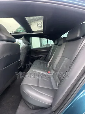 Toyota Camry XSE 2025 Blue