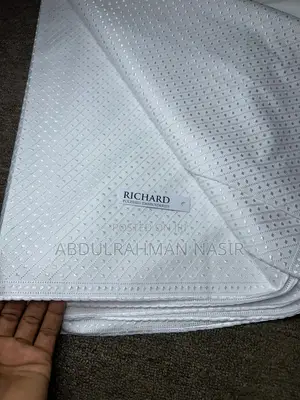 *Richard* *Embroidries* Polished Menlace