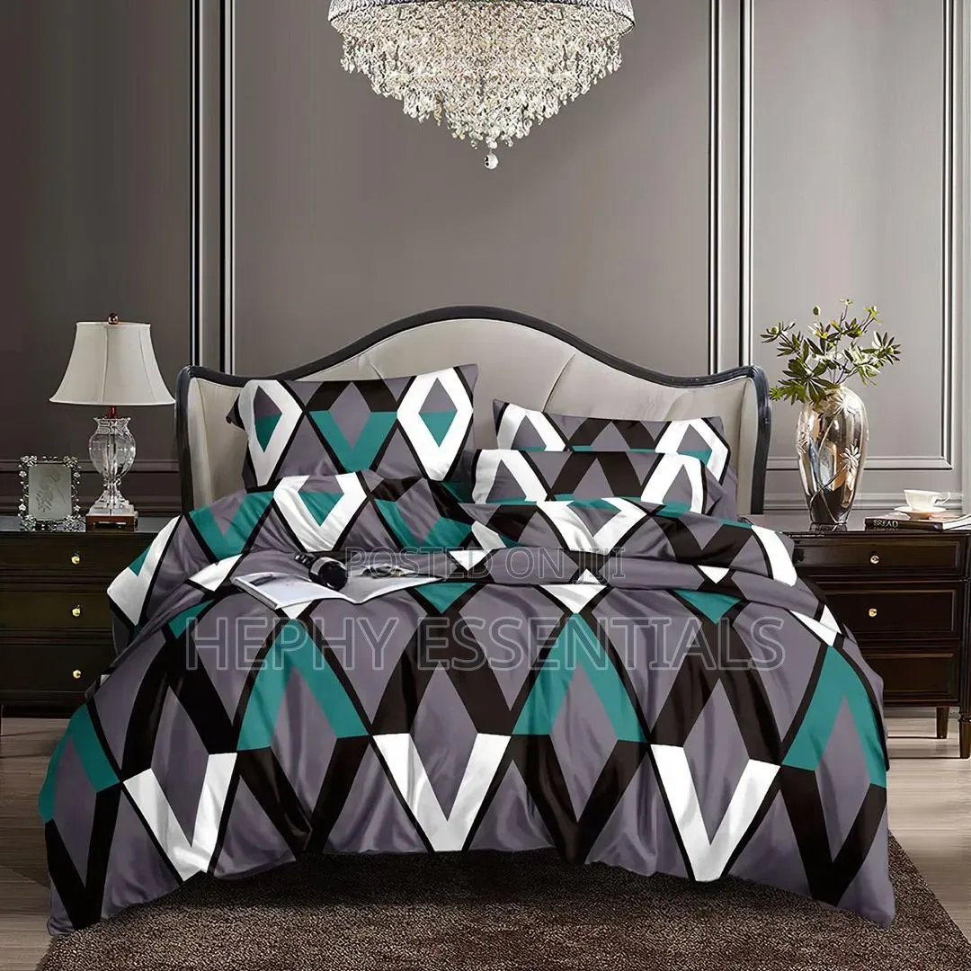 Luxury Bedsheet Pillow Set, With Duvet