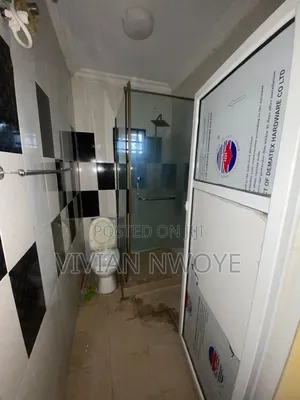 3bdrm Duplex in Jakande for rent