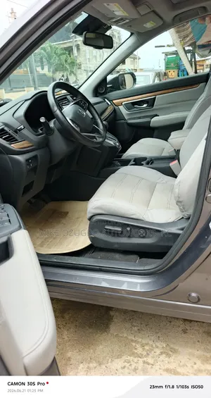 Honda CR-V 2018 Gray
