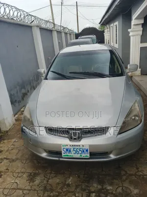 Honda Accord 2003 Silver
