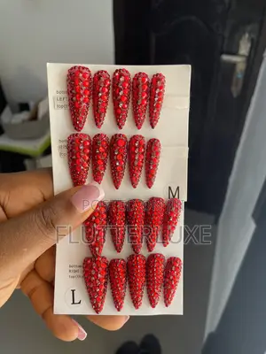 Stonned Nails