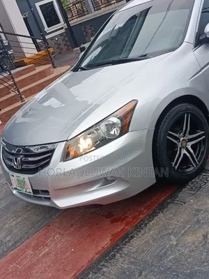 Honda Accord 2011 Silver