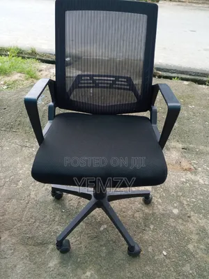 Ergonomic Mesh Swivel Office Chair