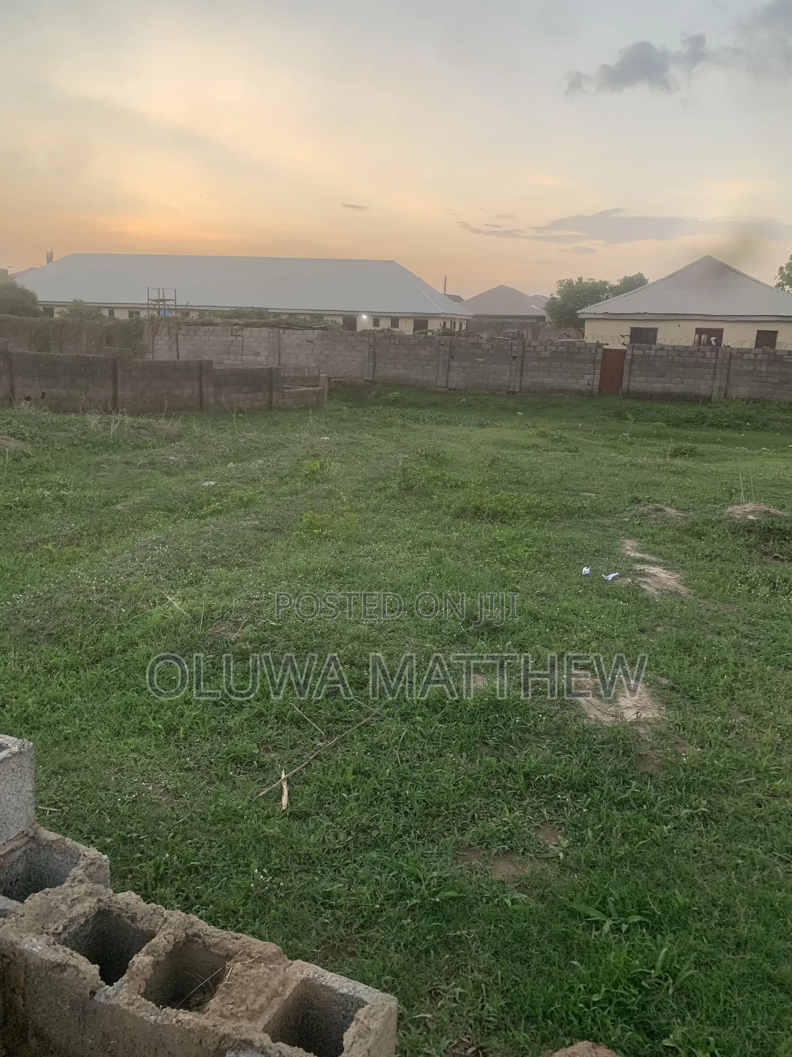 500 SQMS Land