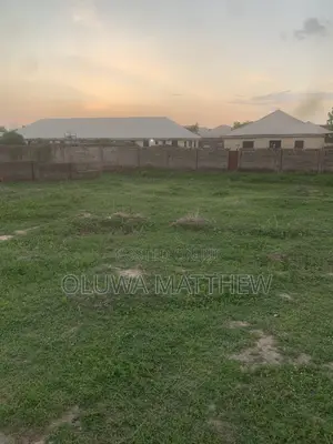 500 SQMS Land