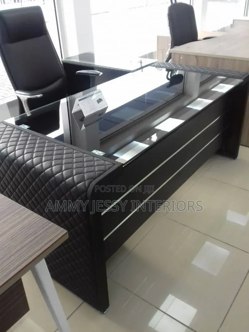 Executive Office Table 1.6 Mater