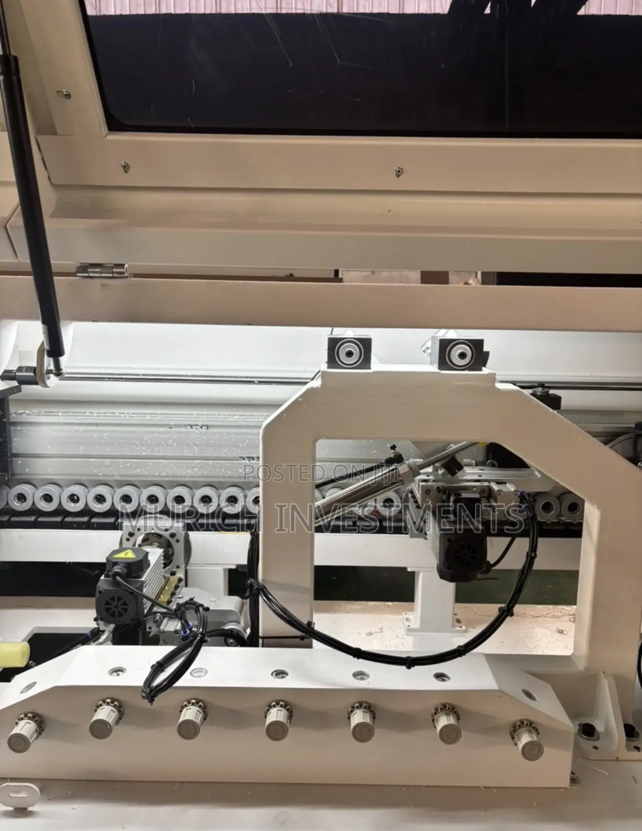 Automatic Edge Banding Machine With Pre-Milling Corner Rounding