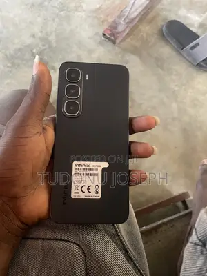New Infinix Hot 60i 128 GB Black