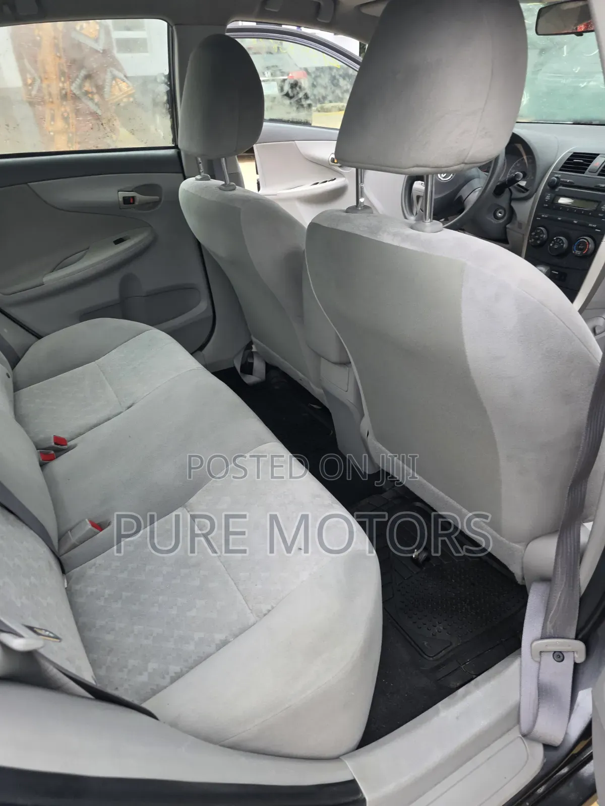 Toyota Corolla 2009 Gray