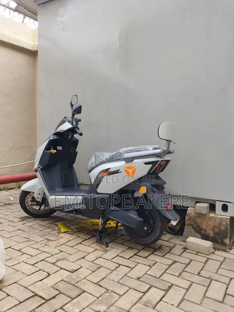 New Yadea GT60 2025 Gray
