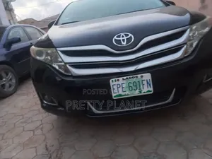 Toyota Venza LE 2013 Matt Black