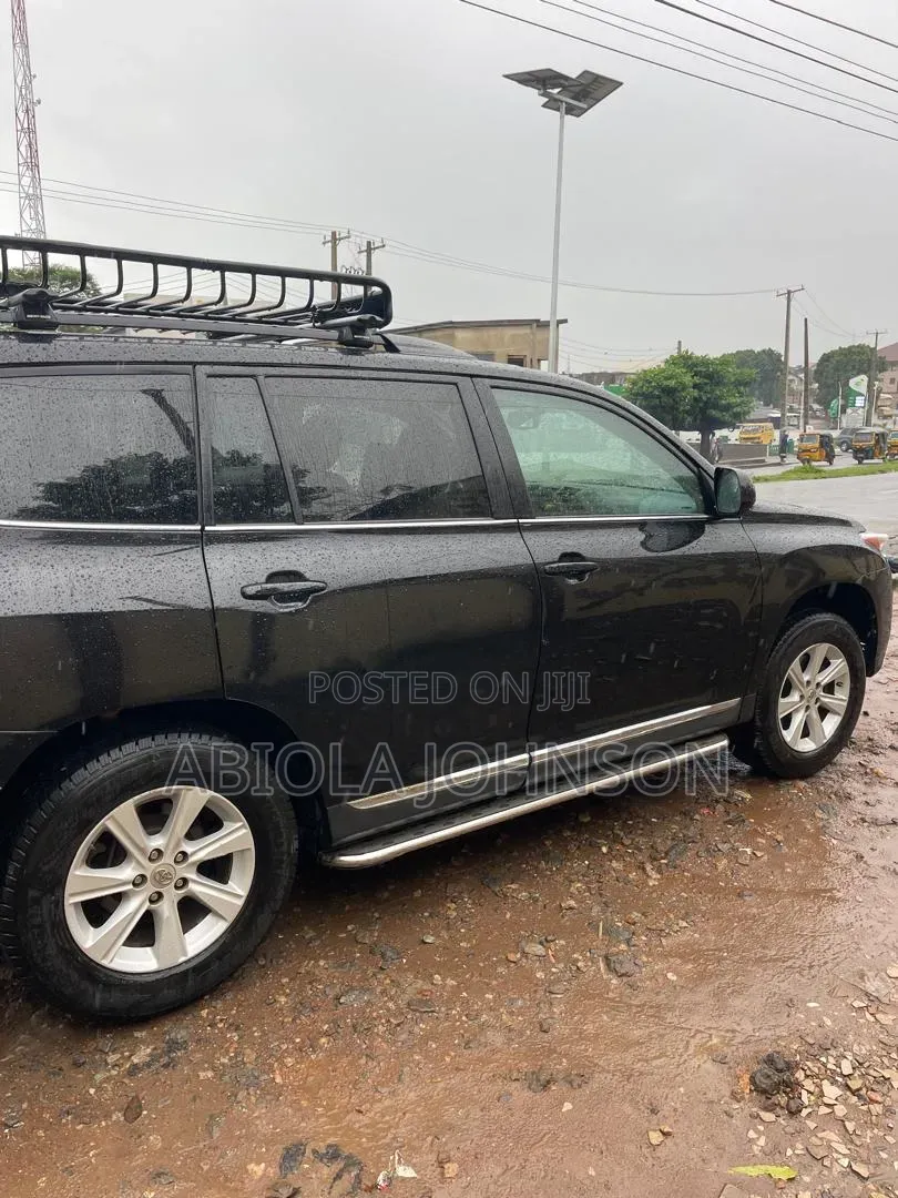 Toyota Highlander 2012 Black