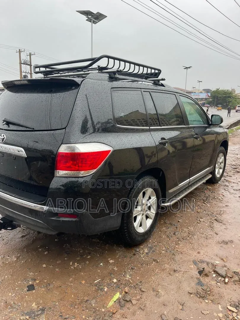 Toyota Highlander 2012 Black