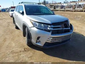 Toyota Highlander Limited Platinum 4x4 V6 (3.5L 6cyl 8A) 2018 Silver